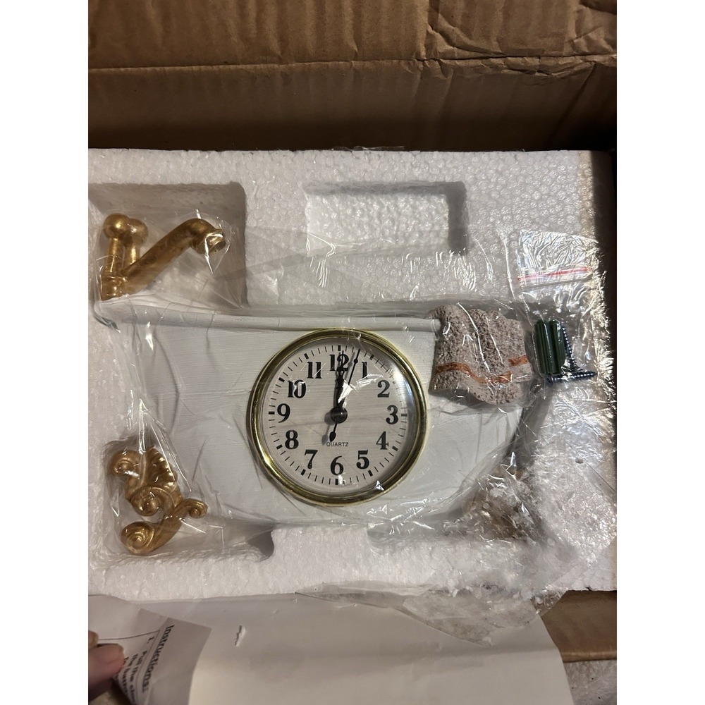 Rare Claw Foot Bathtub Bath & Faucet Towel Wall Clock Bathroom  9x6.5"